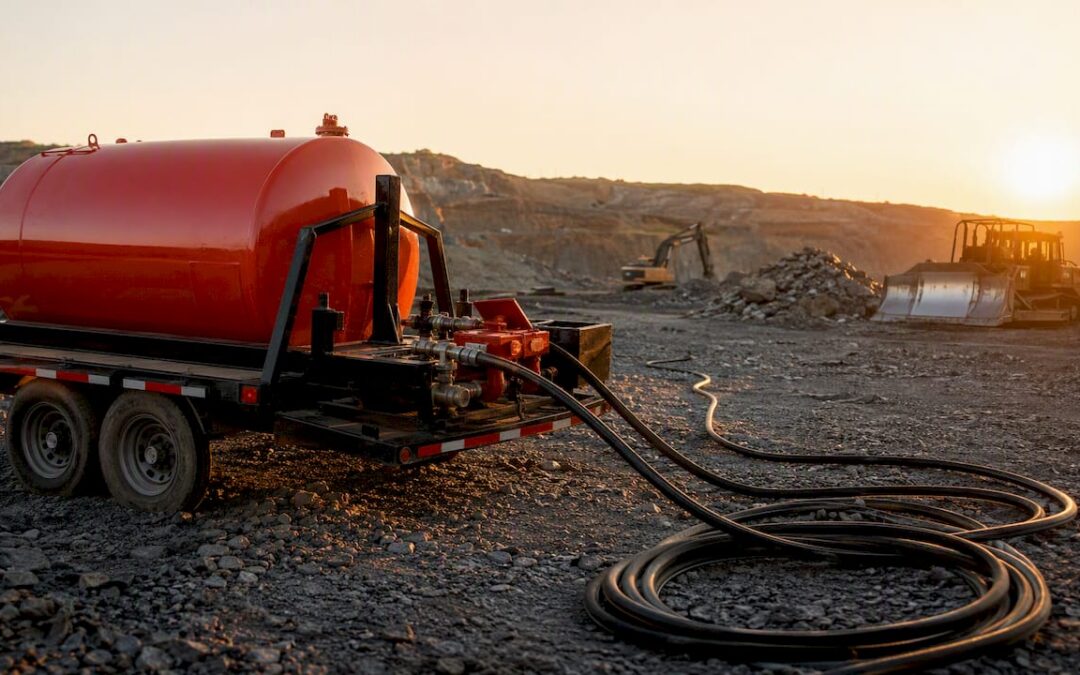 Portable fuel tank and delivery setup outdoors