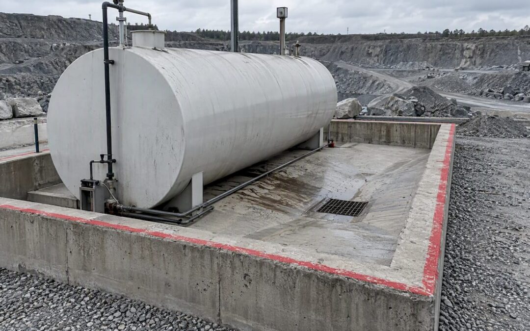 Bulk tank inside a quarry containment area